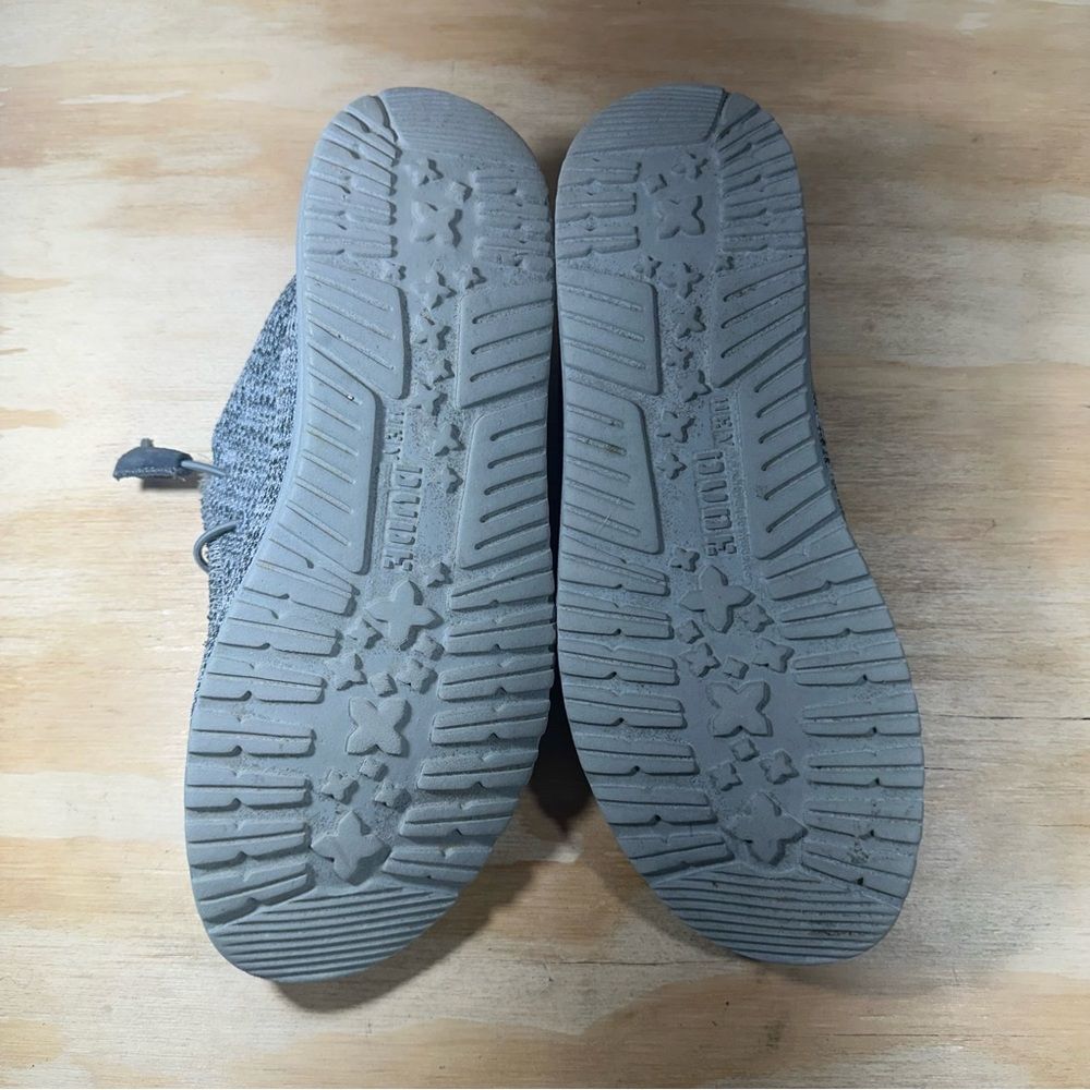 Hey Dude Wally B Sox Gray Loafers Men’s Size 9 - Picture 7 of 9